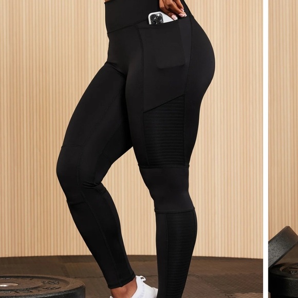 Fabletics Motion365+ High-Waisted Moto Legging Size S - Picture 1 of 5